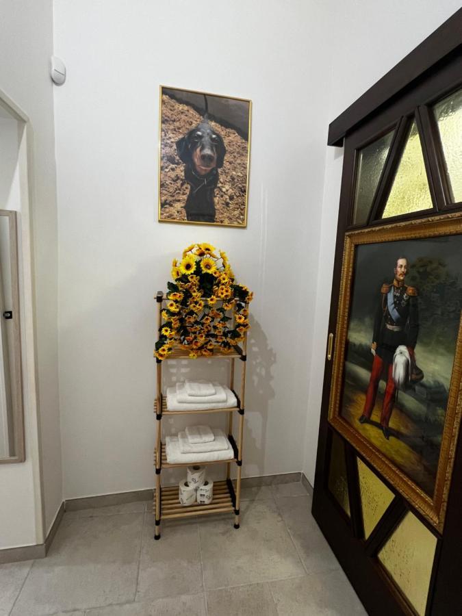 Il Bassotto Brindisi Luaran gambar